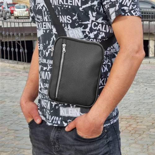 Чоловіча барсетка "ZIP" чорна