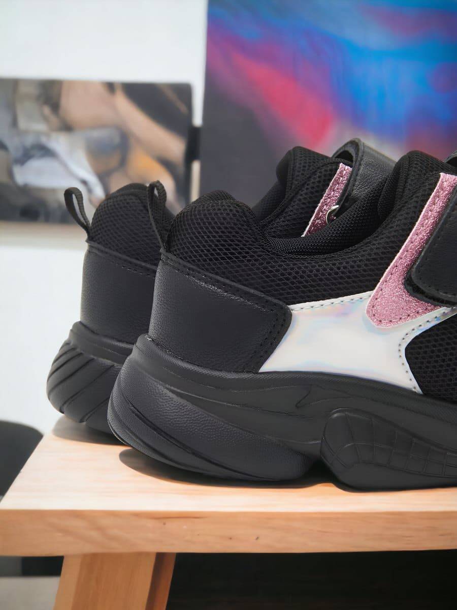Дитячі кросівки "Fluo" чорні з рожевим