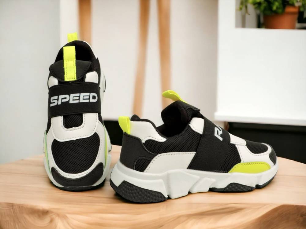 Дитячі кросівки "Speed ​​Race" чорний з білим