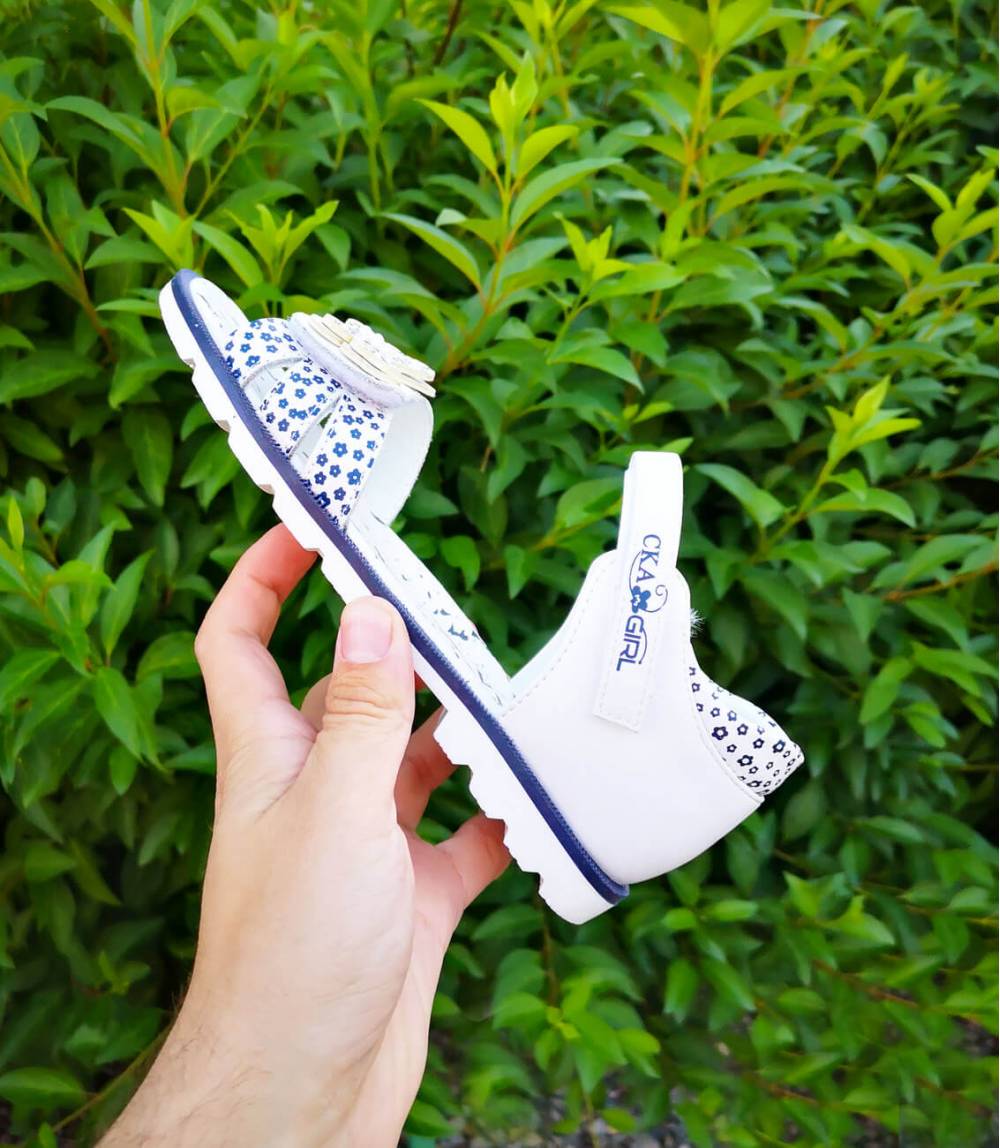 Дитячі босоніжки "Butterfly" білі
