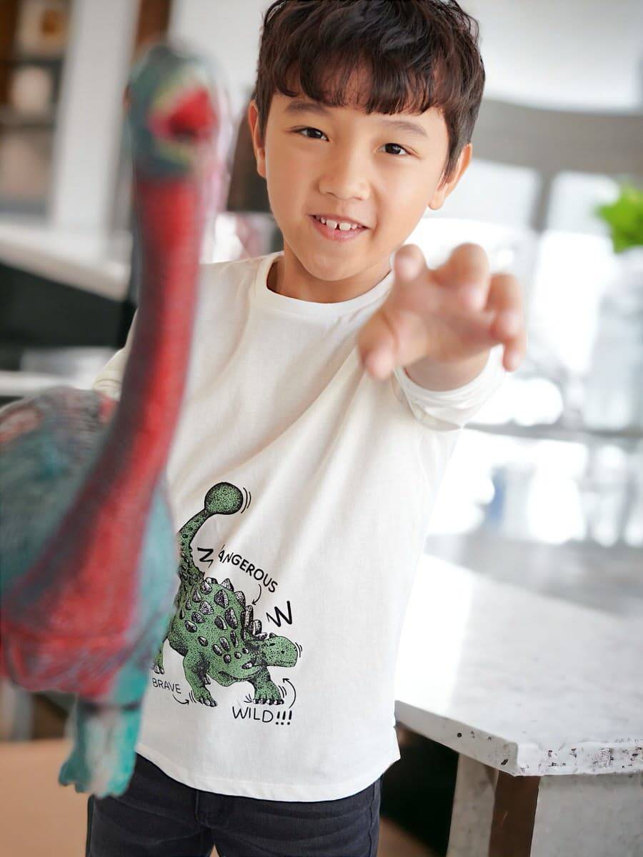 Дитячий лонгслів "Dino-D" молочний