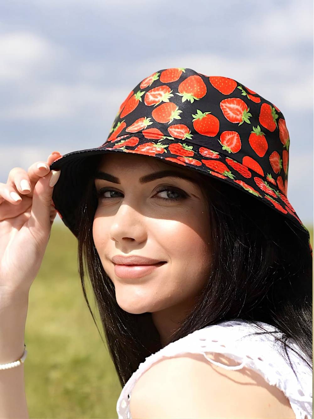 Двостороння панамка "Strawberry" чорна