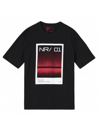 Мужская футболка "NR01" черная