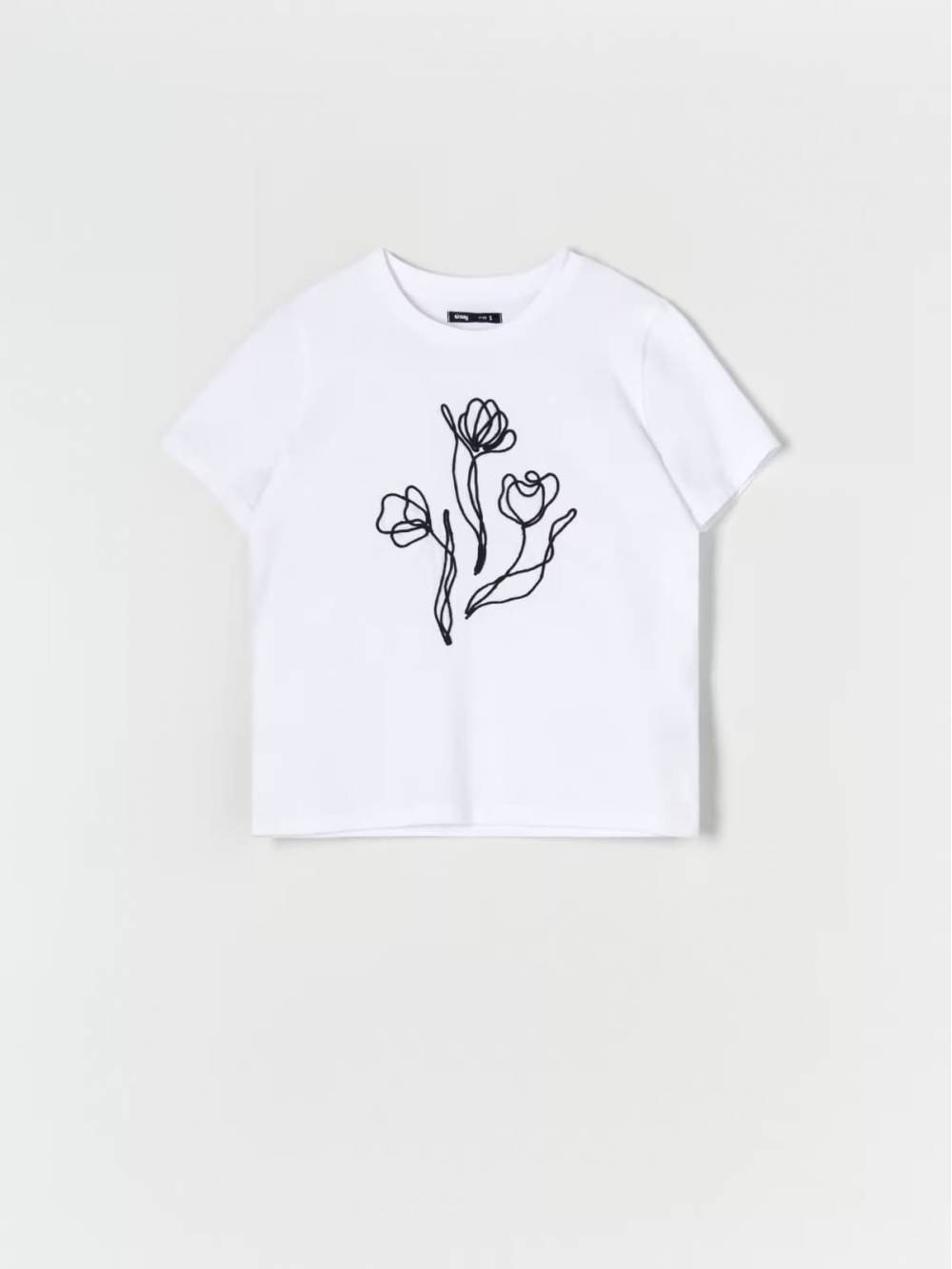 Жіноча футболка "Flowers" біла