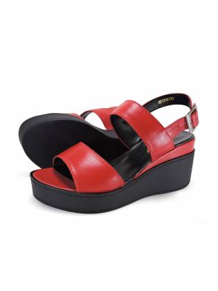 Босоножки на танкетке Красные