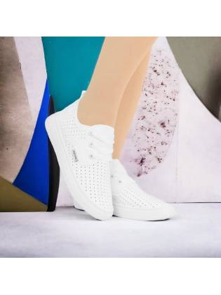 Женские кроссовки "White-Leaf" белые