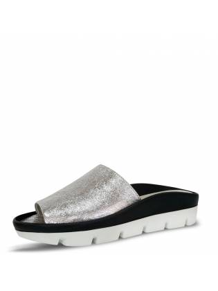 Шлепанцы на толстой подошве. Серебро.