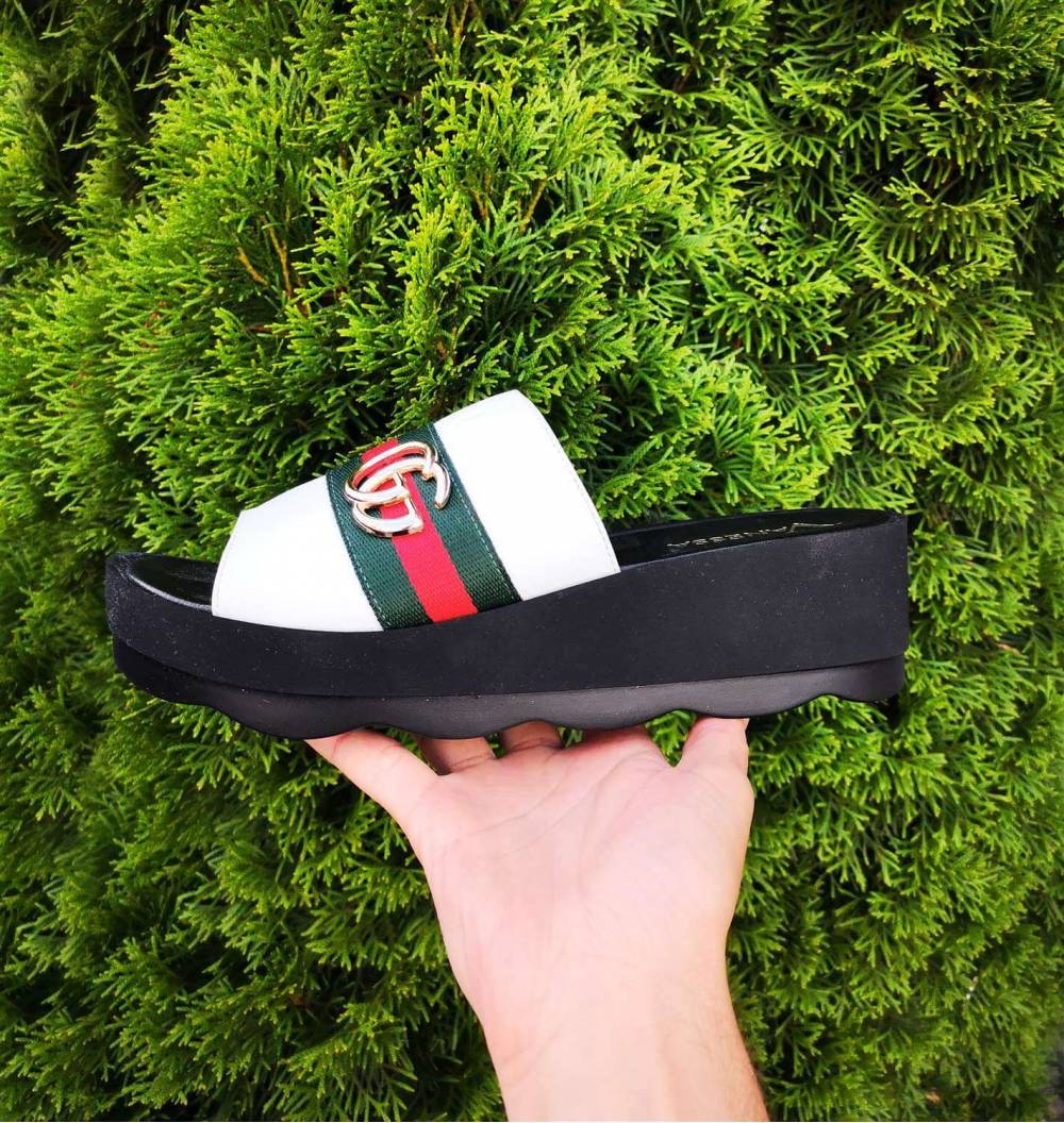 Шльопанці на платформі "GUCCI". Білі.