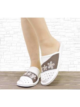 Кожаные тапочки "Flower Light" коричневые